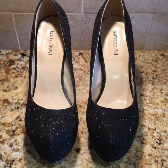 Bertinni Sparkly Black Pumps - Picture 2 of 5